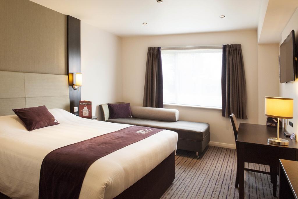 Premier Inn Dundee North الغرفة الصورة